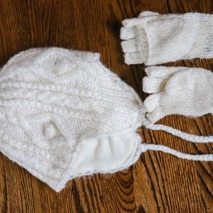 Winter hat and gloves